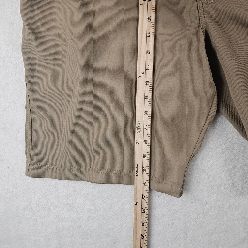 Wrangler ATG All Terrain Gear Mens Tan Khaki Performance Shorts Size 40 - Picture 6 of 9